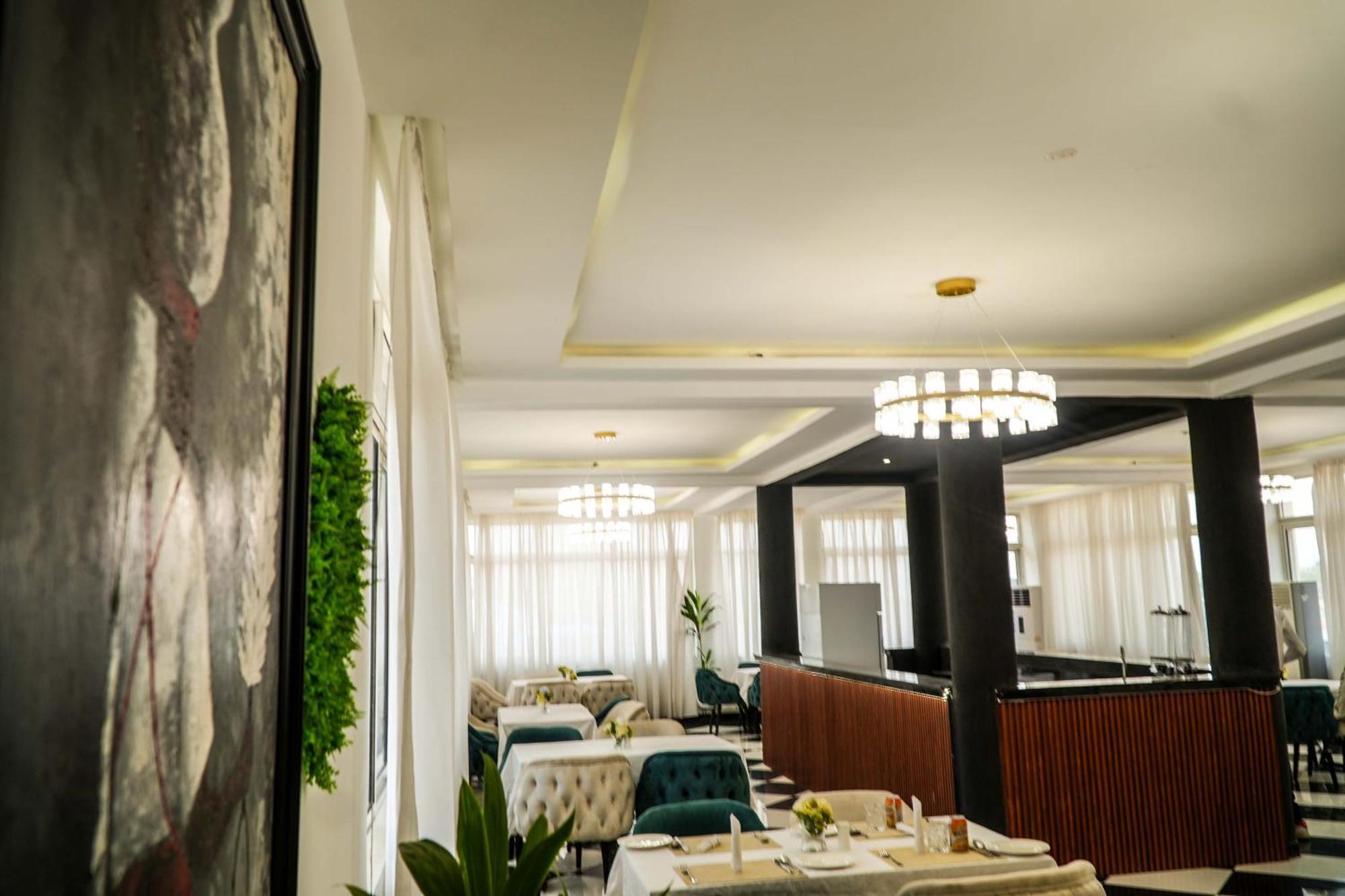Amor Hotels Abuja Exterior foto
